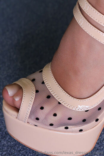 lexas_dressing_room