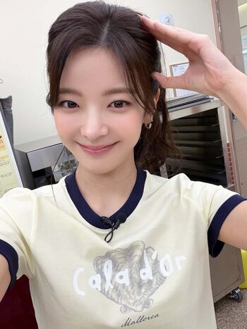 lia_loves___