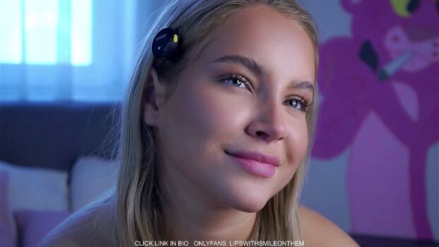 lipswithsmileonthem