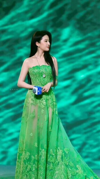 Liu Yifei