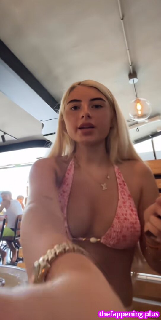 Corey & Llorenna / Llorenna Hodgkinson / corey-and-llorenna / popular Фото оголеного OnlyFans #25