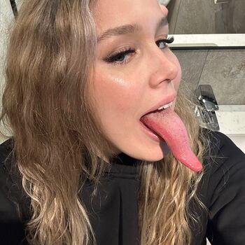 Long Tongue Fetish