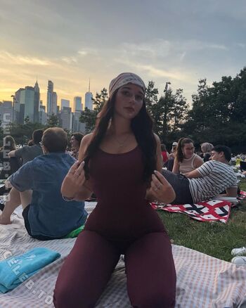 Lotti Aisha Greinwald