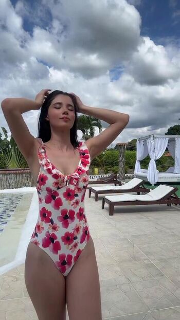 Luisa Valencia