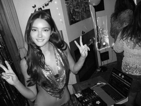 Mabel Chee