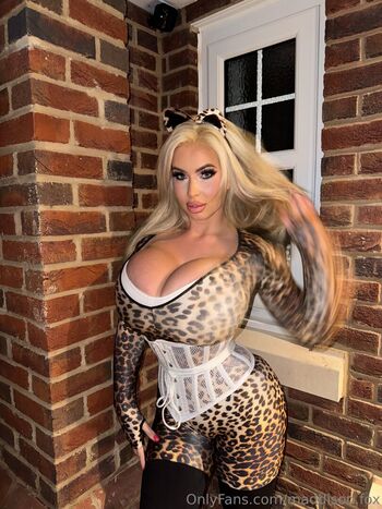 Maddison Fox