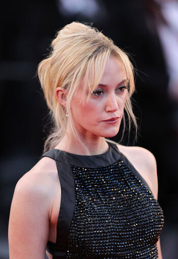 Maika Monroe