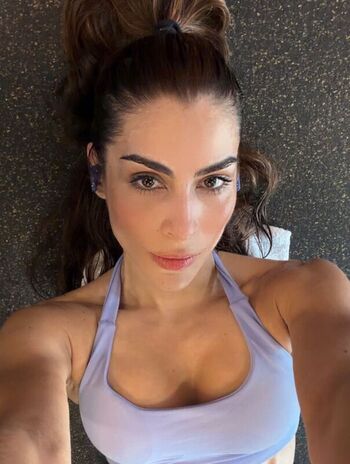 María León