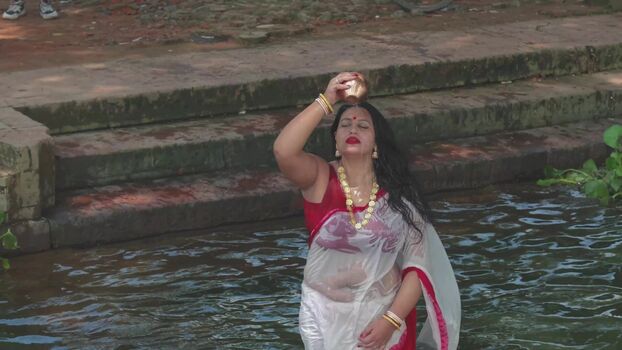 Maya The Doe Eye Girl