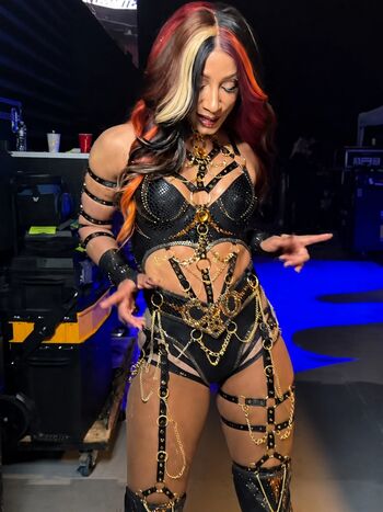 Mercedes Mone