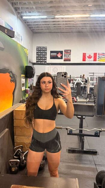 Mikayla Campinos