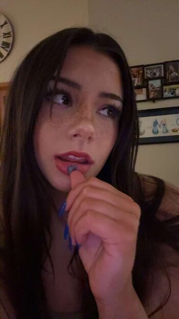 Mikayla Campinos