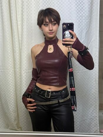 mimidoescosplay