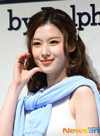 Minatozaki Sana