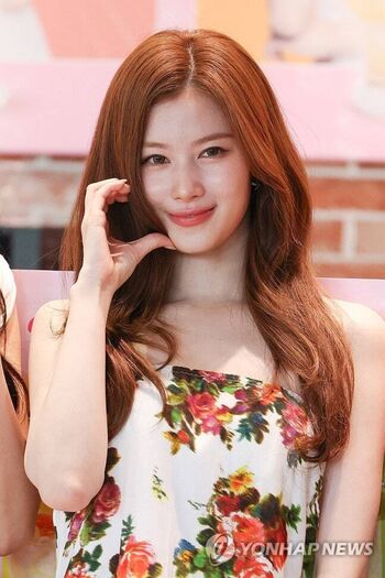 Minatozaki Sana