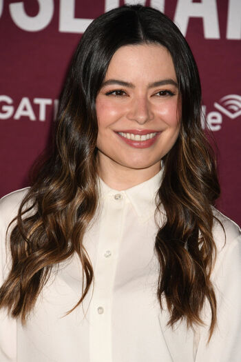 Miranda Cosgrove