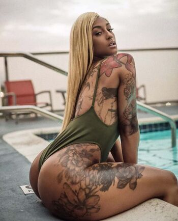 Mizz Twerk