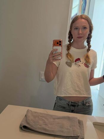 Molly Quinn