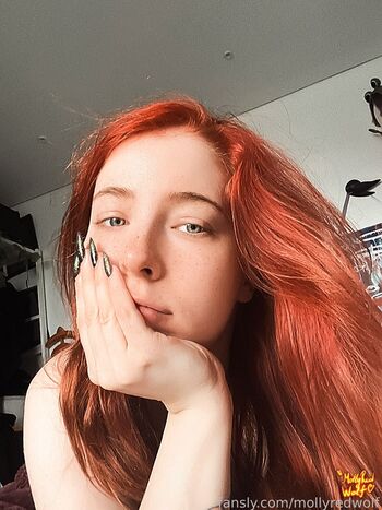 MollyRedWolf