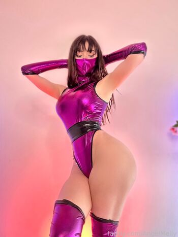 Mortal Kombat Erotic Cosplay