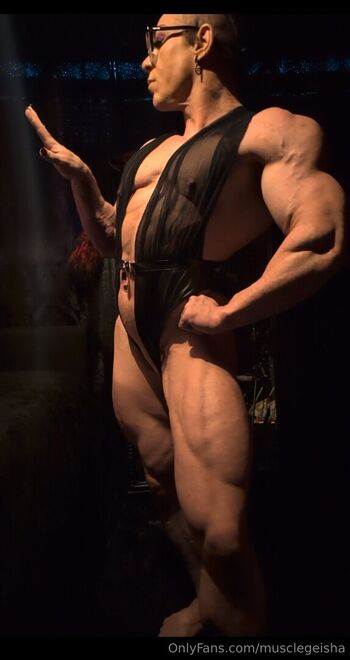 musclegeisha