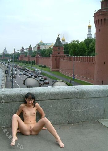 Nackt In Russland