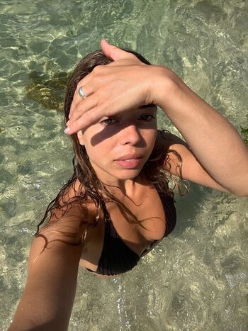 Nilufer Yanya