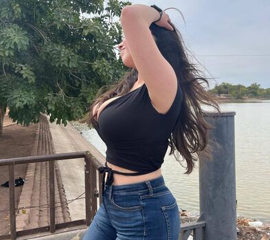Novinhas Peitudas