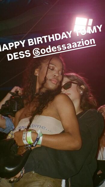 Odessa A'zion