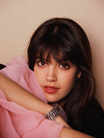 Phoebe Cates