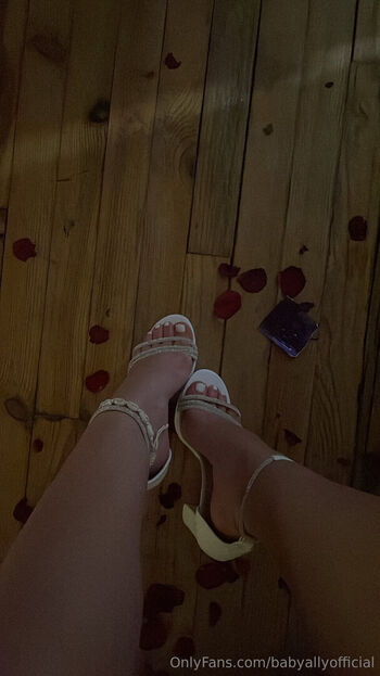 pinkyallybaby