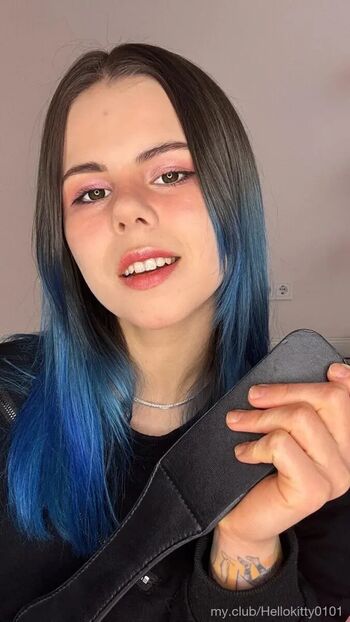 QueenAliceX