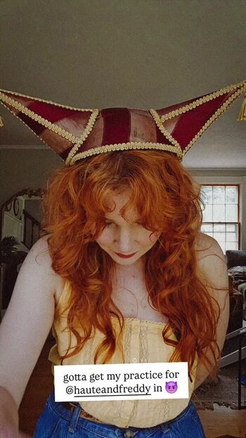 Rachel Maksy