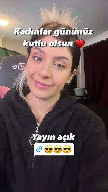İrem Sakmar