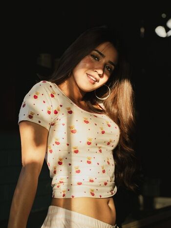 Roshni Walia