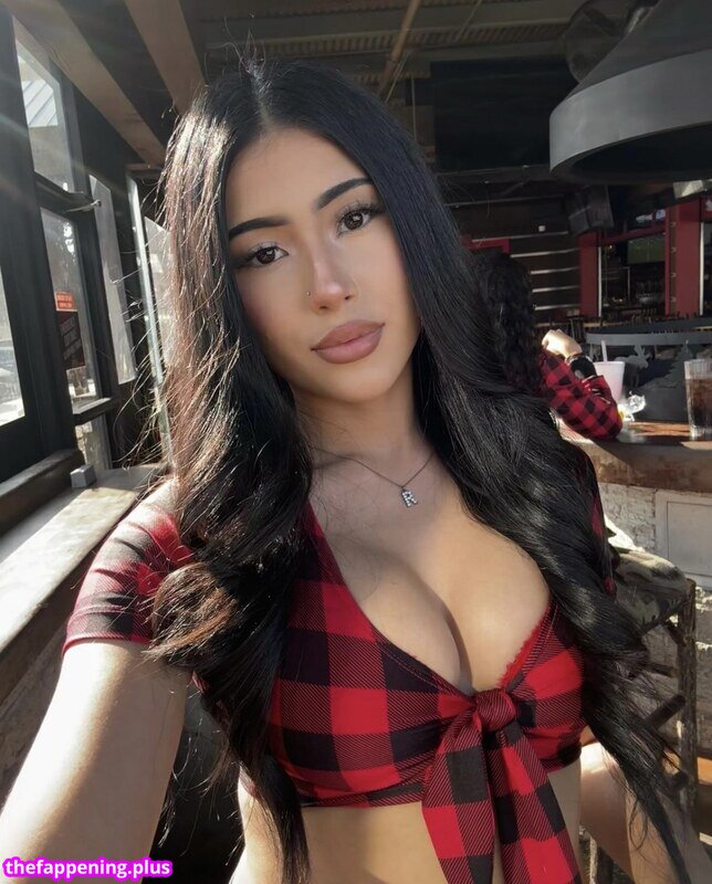 rraaqqueelll Nude OnlyFans Photo #9