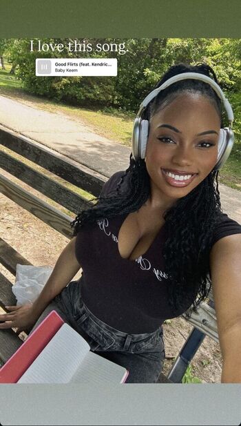 Samantha Marie