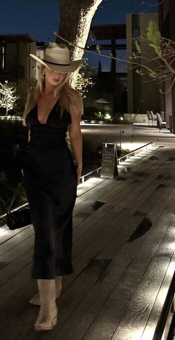 Samantha Riehl