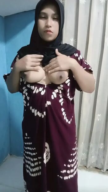 SarahAzhari