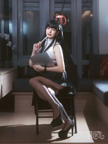 Senpai Alice