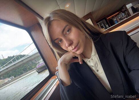 stefani_isabel_
