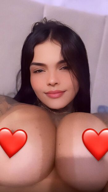 Tati Evellyn