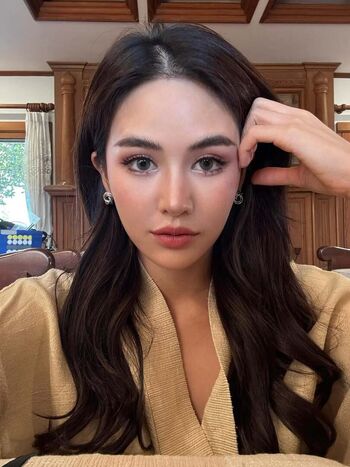 Thai Girls ????????