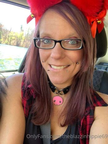 theblazzinhippie69