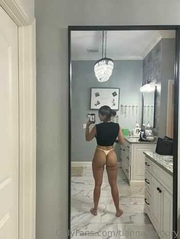 Tianna Gregory