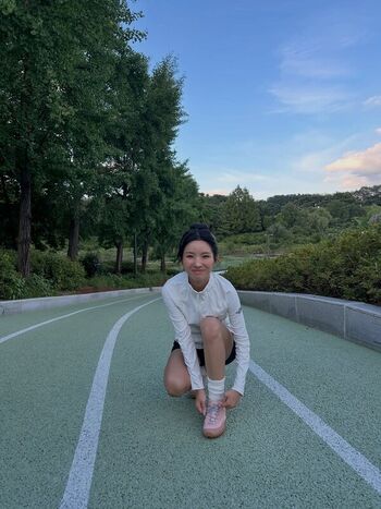 tiny.pretty.j