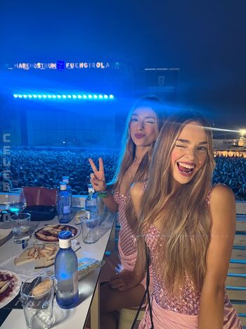 TWIN MELODY