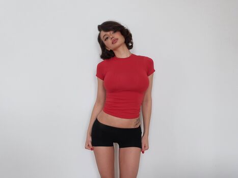 Valya Karnaval