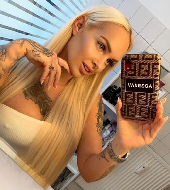 vanessalouis
