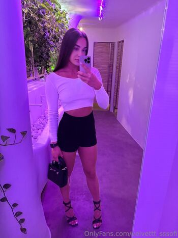 velvettt_sssofi